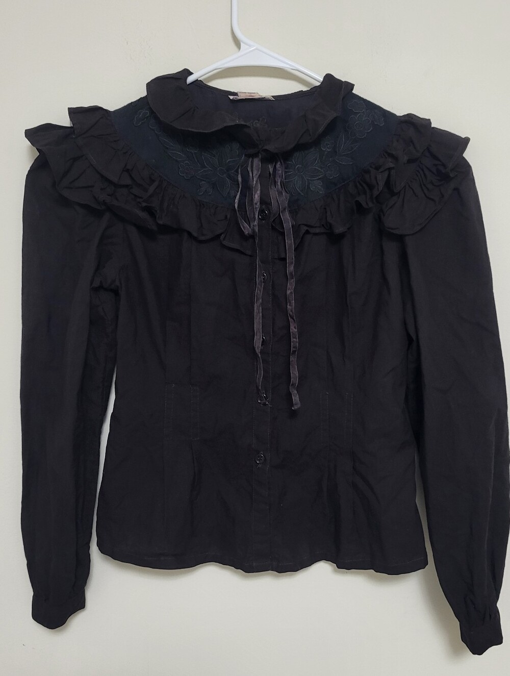 Vintage 1970 Victorian gothic lolita blouse 8 High Collar Embroidery Whimsigoth